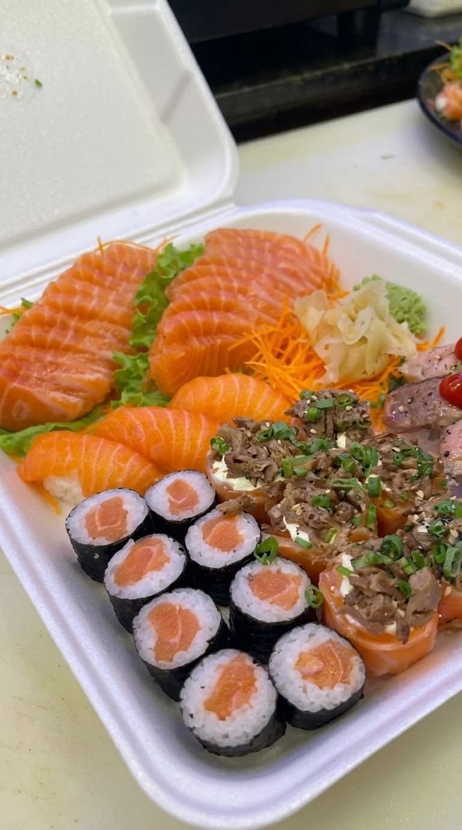 Prato do Sushi Bar Iturama